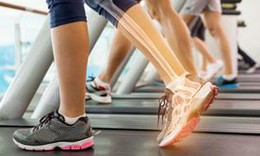 Hội chứng vận mạch tuổi m&#227;n kinh: Kiểm so&#225;t thế n&#224;o?