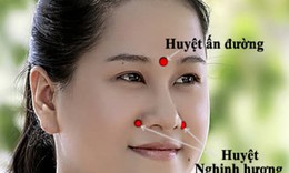 Trị ngạt mũi bằng xoa b&#243;p, bấm huyệt