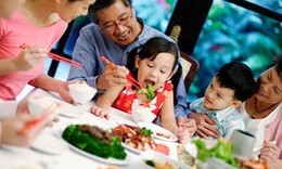 Bữa ăn gia đ&#236;nh - Yếu tố để gia đ&#236;nh hạnh ph&#250;c