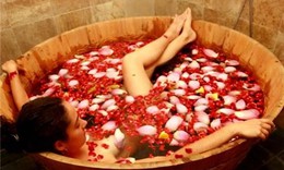 Nước tắm thảo mộc mùa xu&#226;n