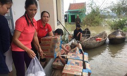 Khẩn trương hỗ trợ người d&#226;n v&#249;ng b&#227;o, lũ sớm ổn định đời sống