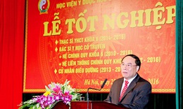 &quot;Hi vọng c&#225;c em sinh vi&#234;n sẽ mang tinh hoa của y học cổ truyền đi cứu người tr&#234;n khắp thế giới&quot;