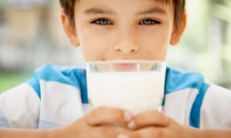 Uống sữa thế n&#224;o để c&#243; lợi nhất?