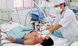 Cảnh báo mù mắt do rượu giả