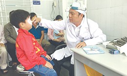 Cứu sống em bé ngưng tim, ngưng thở tại sân bay