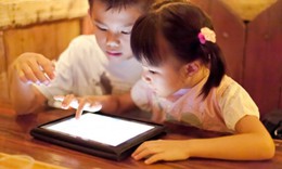 Gi&#224;u hai con mắt…