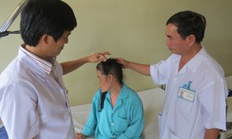 BV Khánh Hòa: Lần đầu tiên điều trị bệnh nhân co giật nửa khuôn mặt