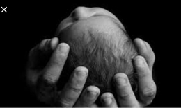 X&#243;t thương b&#233; sinh non qua đời ở BV Bạch Mai nhưng kh&#244;ng c&#243; người th&#226;n đến nhận