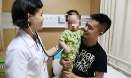 Ho dai dẳng gần 1 th&#225;ng kh&#244;ng khỏi, b&#233; trai mắc bệnh chưa c&#243; thuốc điều trị đặc hiệu