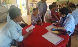 Tuổi trẻ ng&#224;nh Y tri &#226;n người c&#243; c&#244;ng ở Triệu Phước