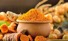Xua tan nỗi lo bệnh dạ d&#224;y từ thảo dược thi&#234;n nhi&#234;n với hoạt chất Curcumin