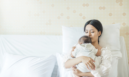 Tuân thủ lịch chủng ngừa đúng thời điểm và đầy đủ là “lá chắn” bảo vệ gia đình