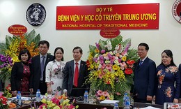 Trưởng Ban tuyên giáo Trung ương: Y học cổ truyền Việt Nam rất đáng tự hào