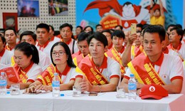 Tôn vinh 100 người sẵn sàng sẻ giọt máu tình nguyện để hồi sinh sự sống cho người khác