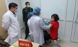 Việt Nam gấp r&#250;t ho&#224;n tất thử nghiệm vắc xin COVID-19 Nano Covax để cấp ph&#233;p ti&#234;m cho người d&#226;n
