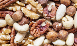 Ti&#234;u thụ 60g hạt mỗi ng&#224;y gi&#250;p cải thiện chức năng t&#236;nh dục của nam giới