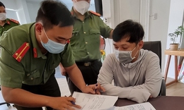 Bắt th&#234;m 2 đối tượng li&#234;n quan đường d&#226;y đưa người nước ngo&#224;i nhập cảnh tr&#225;i ph&#233;p