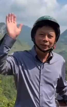 Chủ tịch xã dùng xe Dream cũ quay video quảng bá du lịch, hút triệu view