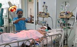Sau chuyến đi leo n&#250;i ch&#224;ng trai đột nhi&#234;n sốc kh&#225;ng trị, suy đa tạng