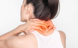 2 b&#224;i tập d&#224;nh cho người đau mỏi cổ vai g&#225;y