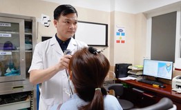 Cô gái 24 tuổi kinh hoàng phát hiện đỉa sống ngoe nguẩy trong cổ họng