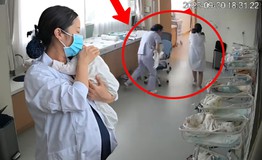 Mang thai 37 tuần, nữ y tá vẫn ôm hai trẻ sơ sinh giữa trận động đất