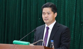 Thứ trưởng Thường trực Vũ Mạnh H&#224;: Phải gắn x&#226;y dựng ph&#225;p luật với cải c&#225;ch h&#224;nh ch&#237;nh v&#224; chuyển đổi số y tế