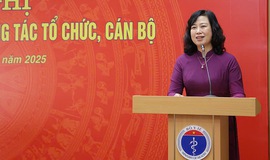 Bộ trưởng Đ&#224;o Hồng Lan gửi thư ch&#250;c mừng c&#225;c thầy c&#244; của ng&#224;nh y nh&#226;n Ng&#224;y Nh&#224; gi&#225;o Việt Nam