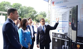 Đẩy mạnh ứng dụng y tế th&#244;ng minh, hướng tới mỗi người d&#226;n được kh&#225;m sức khỏe h&#224;ng năm