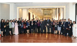 Bộ trưởng Đ&#224;o Hồng Lan: Th&#250;c đẩy tăng cường hợp t&#225;c y tế Việt Nam - Hoa Kỳ, g&#243;p phần c&#226;n bằng thương mại hai nước