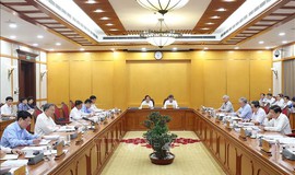 Tổng B&#237; thư T&#244; L&#226;m chủ tr&#236; cuộc họp&#160;cho &#253; kiến về tiến độ sắp xếp tổ chức bộ m&#225;y v&#224; đơn vị h&#224;nh ch&#237;nh c&#225;c cấp