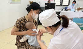 Bộ Y tế: Tăng cường gi&#225;m s&#225;t, ph&#225;t hiện sớm c&#225;c ca mắc sởi, xử l&#253; triệt để ổ dịch mới ph&#225;t sinh