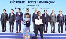Tổng B&#237; thư T&#244; L&#226;m v&#224; Thủ tướng H&#224;n Quốc chứng kiến Lễ trao c&#225;c thỏa thuận hợp t&#225;c