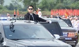 Cảnh vệ K01 cực &#39;ngầu’ giữa d&#224;n xe đặc chủng C&#244;ng an nh&#226;n d&#226;n