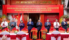 H&#224; Nội gắn biển c&#244;ng tr&#236;nh tại di t&#237;ch lịch sử 48 H&#224;ng Ngang - nơi B&#225;c Hồ viết Tuy&#234;n ng&#244;n Độc lập