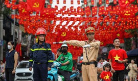 Trước giờ tổng hợp luyện sự kiện A80: H&#224;ng trăm chốt kiểm so&#225;t được dựng, giao th&#244;ng vẫn th&#244;ng suốt