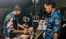 Đ&#234;m kh&#244;ng ngủ ở lều qu&#226;n y A80
