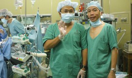 PGS.TS.BS Nguyễn Văn Chinh - Người giữ nhịp sống phía sau cánh cửa phòng mổ