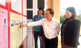 Người dân giáo xứ Đồng Bình đặt trọn niềm tin từ những lá phiếu bầu