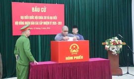 Những cử tri đặc biệt thực hiện quyền công dân, hướng tới làm lại cuộc đời