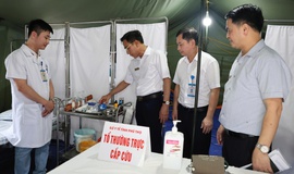 11 tổ y tế túc trực tại Đền Hùng, sẵn sàng hỗ trợ người dân 