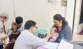 TPHCM thí điểm bác sĩ đến tận nhà khám bệnh với ‘túi y tế thông minh’