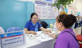 Ngày Sức khỏe toàn dân 7/4: Người dân TPHCM hào hứng khám sức khỏe miễn phí