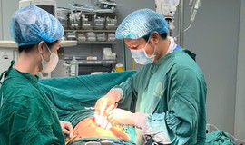Mất gần 2 lít máu, nữ bệnh nhân 17 tuổi thoát cửa tử