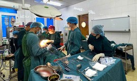 Sau bữa sáng, người đàn ông bất ngờ sốc mất máu vì căn bệnh cực hiếm