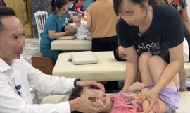 Sự thật về 'tiến sĩ nắn chỉnh xương' ở Y Đức Vương giúp trẻ 'không nói được thành nói được'