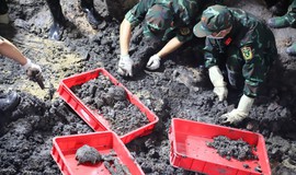 Đã tìm thấy gần 100 bộ hài cốt liệt sĩ tại Công viên Lê Thị Riêng
