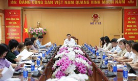 Đưa chỉ tiêu về công tác dân số vào chương trình phát triển kinh tế - xã hội hàng năm của các địa phương