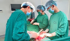 Rau tiền đạo cài răng lược, lựa chọn đúng cách xử trí giúp giảm nguy cơ cho mẹ