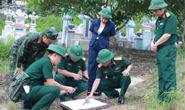 Khảo sát khu vực nghi chôn cất khoảng 140 liệt sĩ tại đèo Phước Tượng